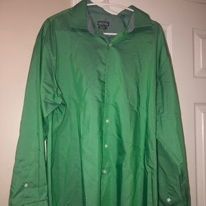 Kenneth Cole reaction Men’s green dress shirt.